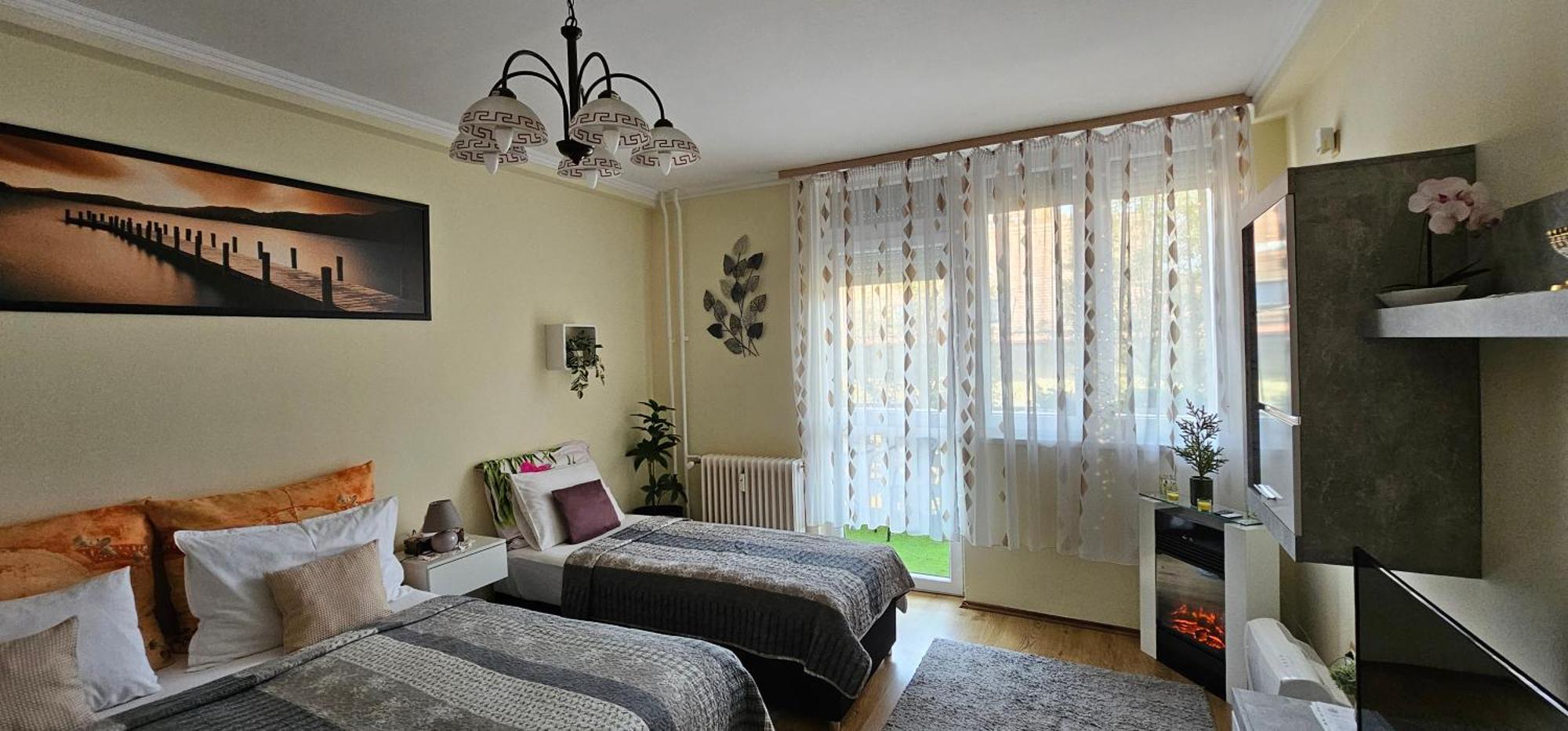 Anna Gyoengye Apartman ديبريتْسين المظهر الخارجي الصورة